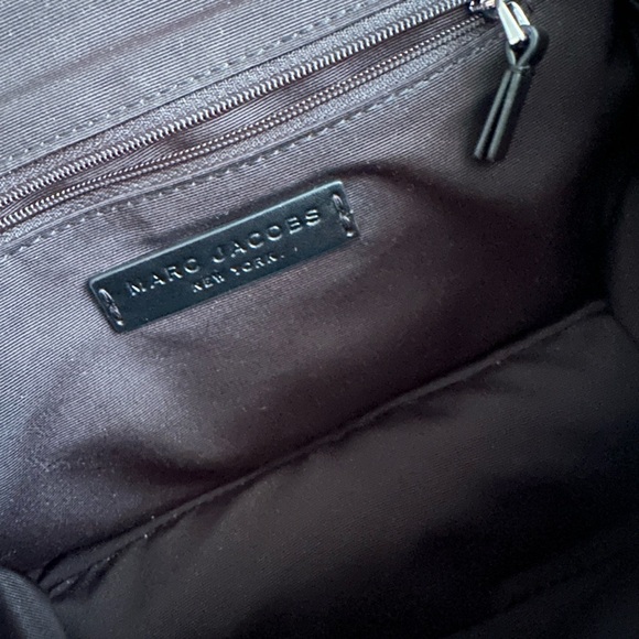 Marc Jacobs Quilted Smooth Leather Shoulder Crossbody Bag Black - Picture 8 of 15